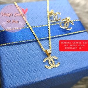 ‼️SOLD‼️18K GOLD BRANDED SET